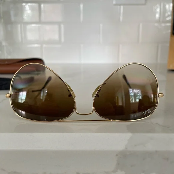 Ray-Ban Aviator Gold and Brown Sunglasses - Picture 9 of 14